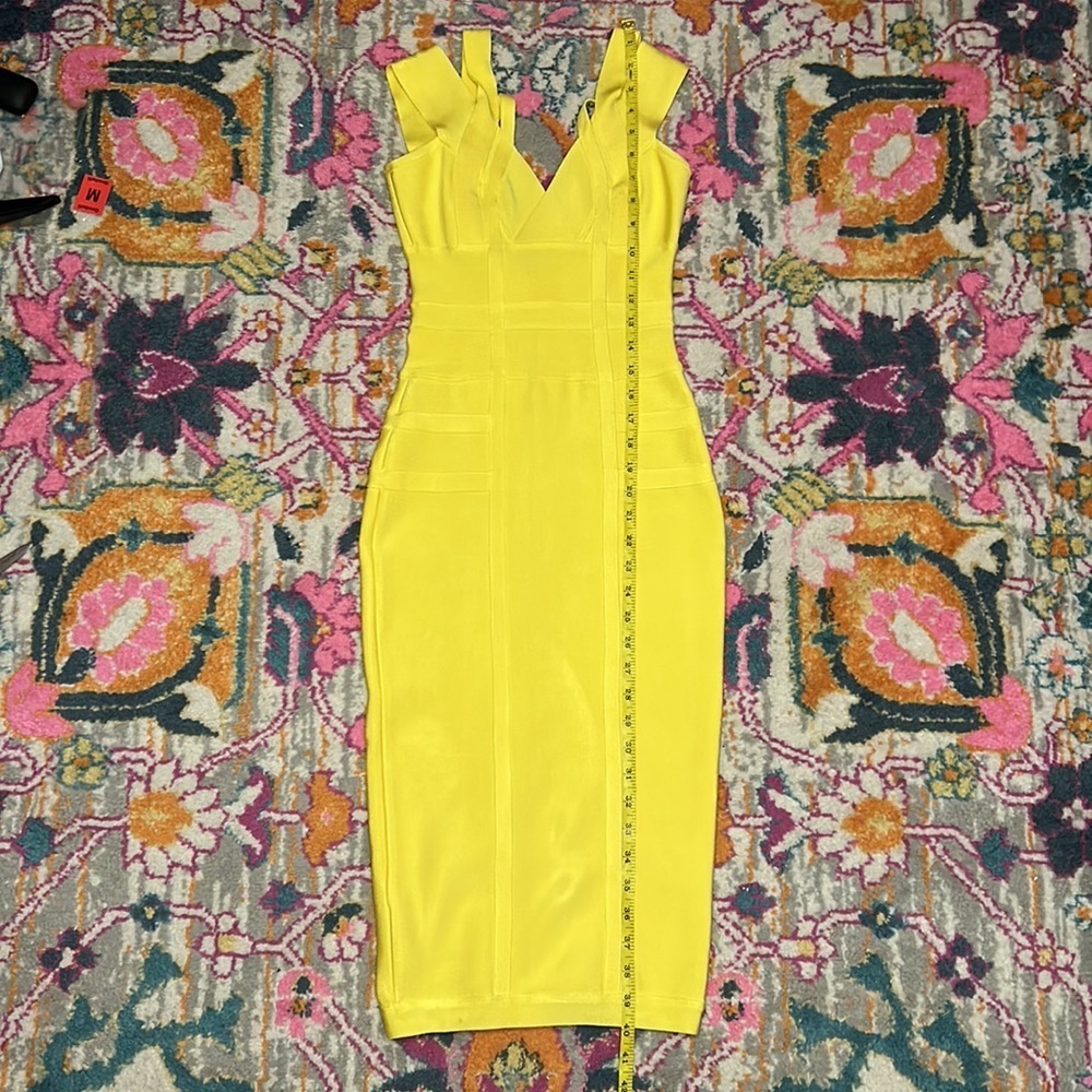 House Of CB London Neon Yellow Bodycon Bandage Cocktail Dress Size XS - Picture 12 of 13